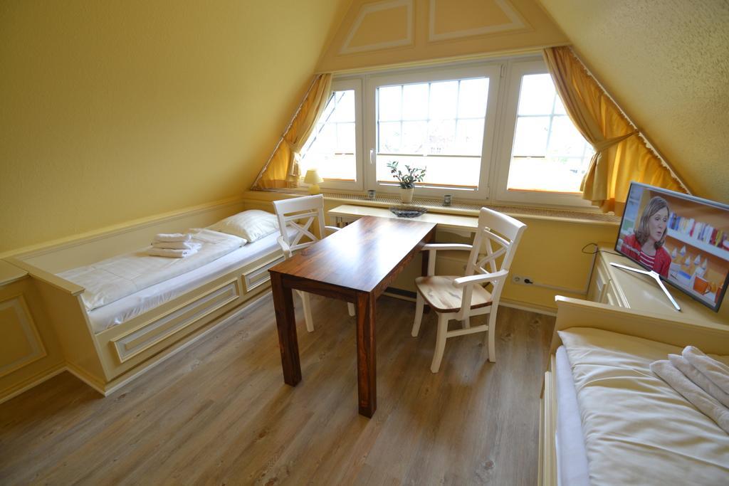 Priel-Hues Apartment List Exterior photo